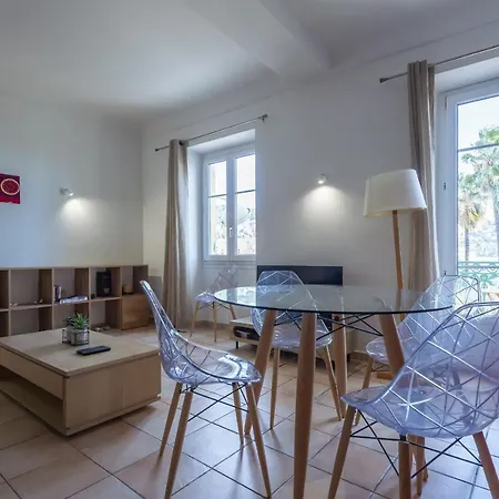 Apartment Quartier Du Port, Jolie 2 Pieces Avec Vue Mer Nice